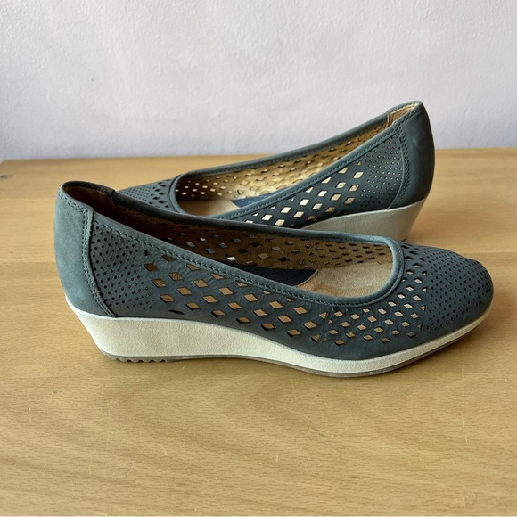 Brand New in Box Women’s Naturalizer Shoes - Picture 8 of 10